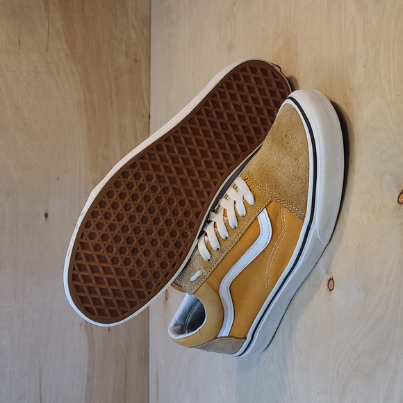 Vans Old Skool Mustard Suede Canvas Shoes - Picture 9 of 10